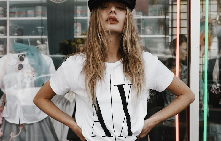 Jaki t-shirt pasuje na lato