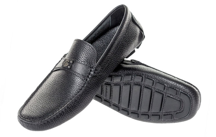 Modne męskie mokasyny na lato