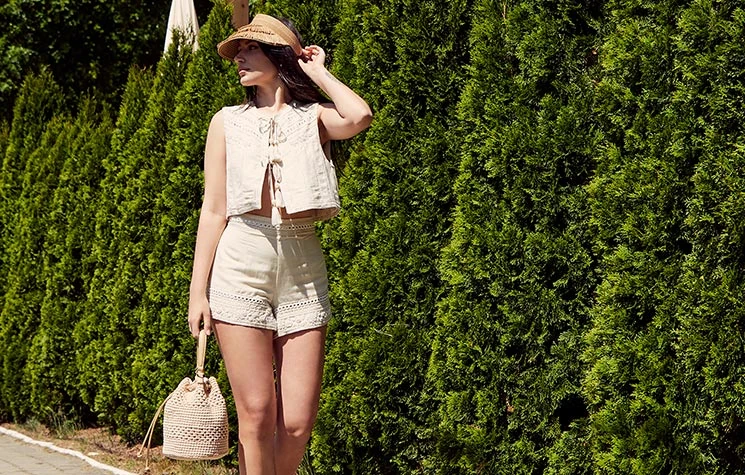 Odkryj eleganckie lniane ubrania na lato