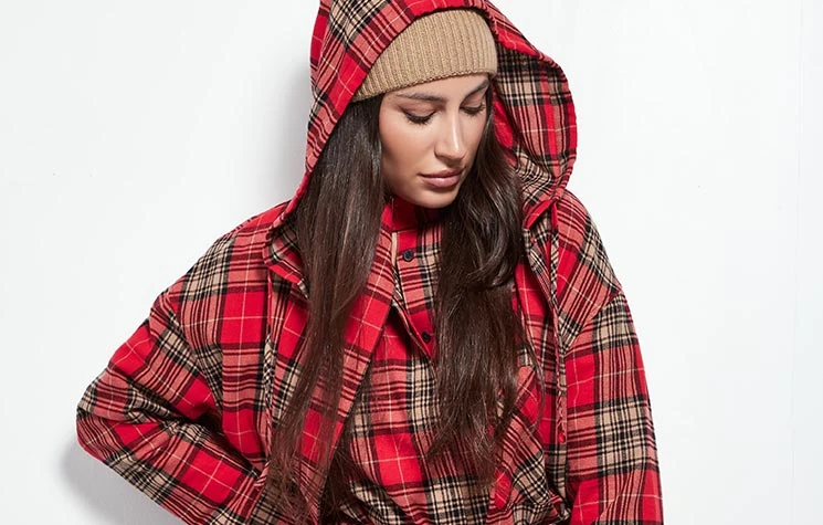 Jesień 2025: Te Kolory Rządzą w Modzie – Zainspiruj się!