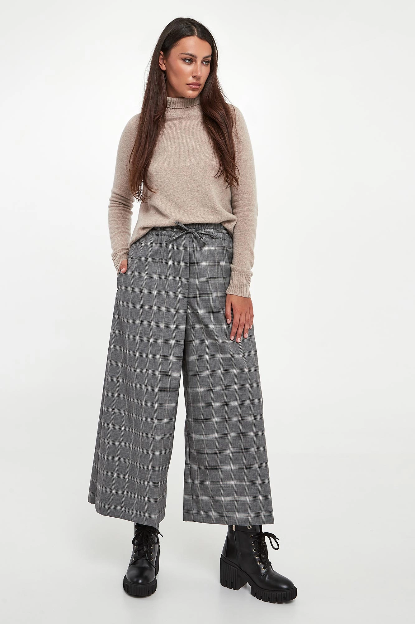 maimero　0808 Figurka Re:Zero Glitter & Glamours - Rem (Maid Ver.)