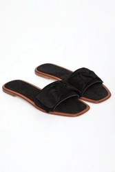 Klapki damskie Cesare MARELLA