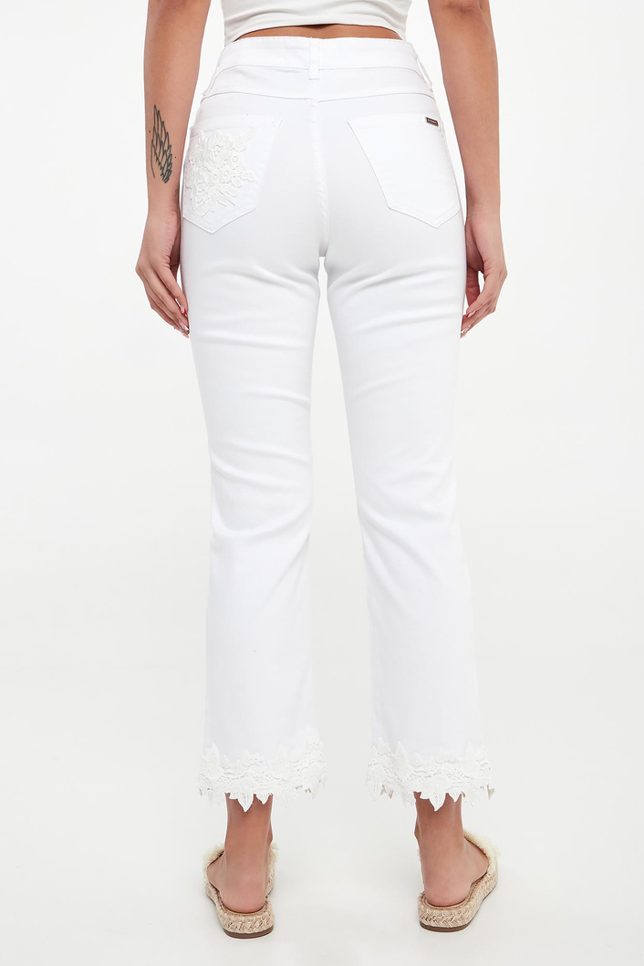Spodnie jeansowe z haftem JOSEPH RIBKOFF JEANS