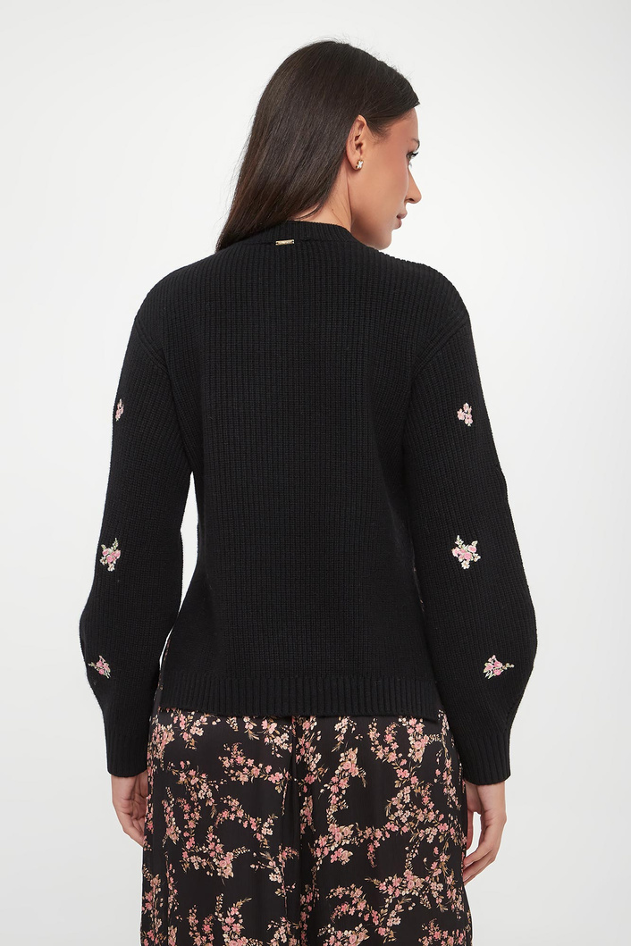 Sweter damski wełniany z kwiatowym haftem TWINSET