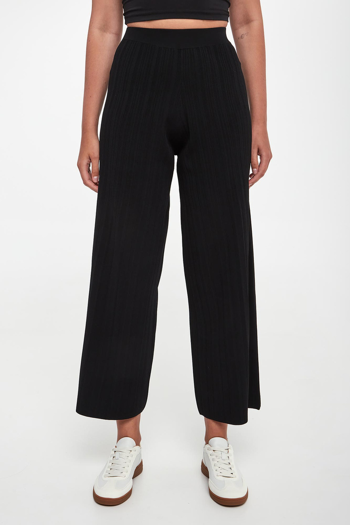 Spodnie damskie Superbo WEEKEND MAX MARA