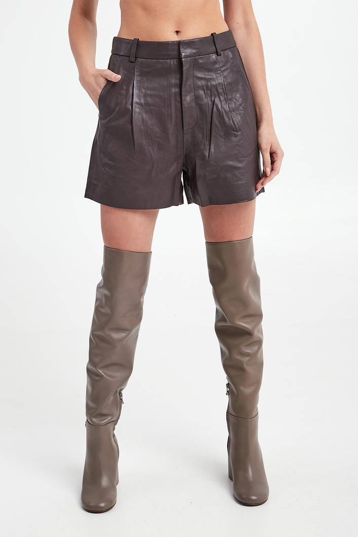 Spodenki damskie skórzane GESTUZ