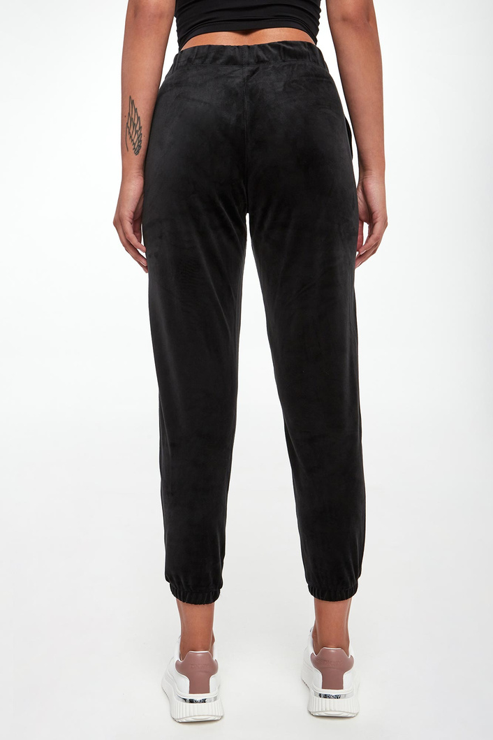 Spodnie dresowe damskie welurowe DKNY