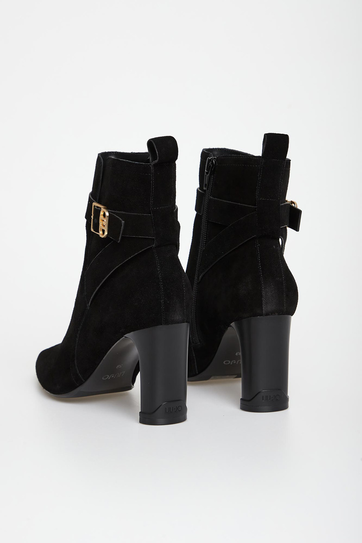 Botki zamszowe na obcasie LIU JO