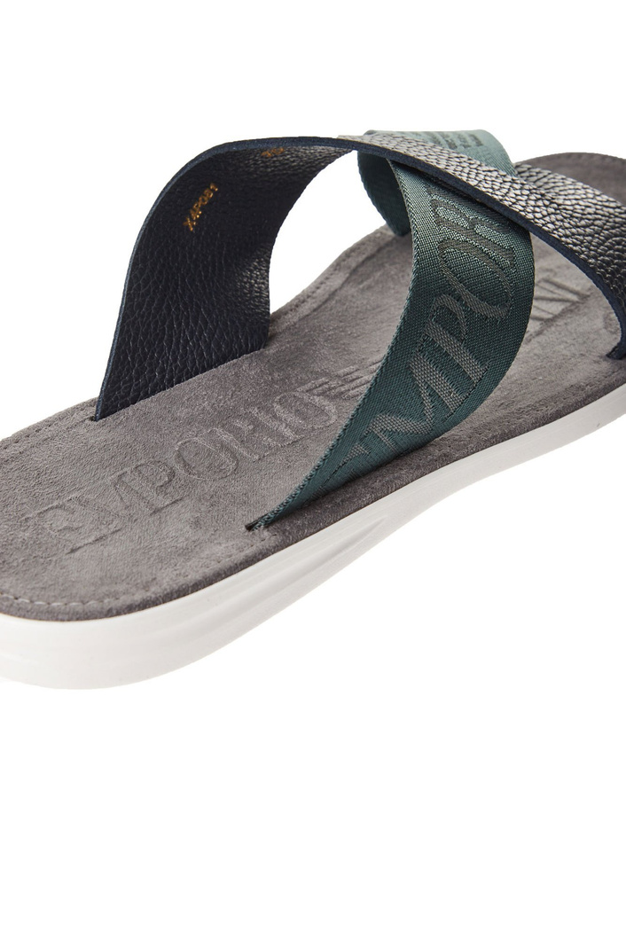 Klapki męskie skórzane EMPORIO ARMANI