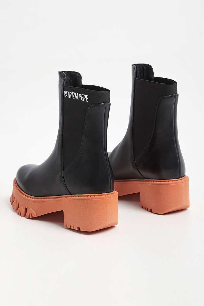 Trapery skórzane PATRIZIA PEPE