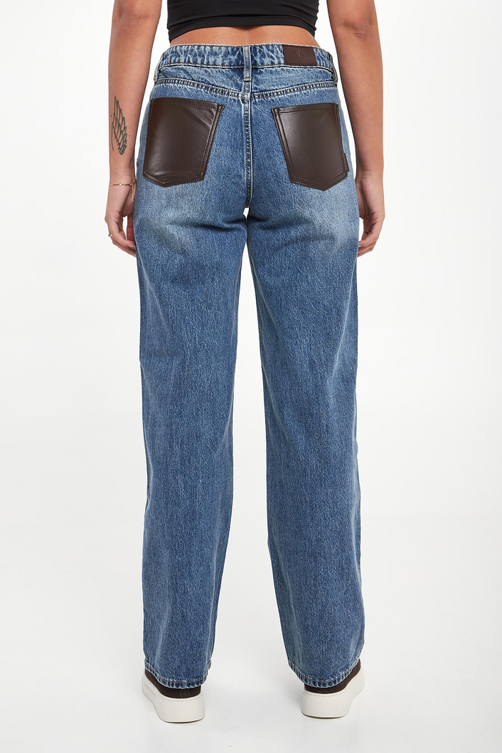 Jeansy damskie ARMANI EXCHANGE