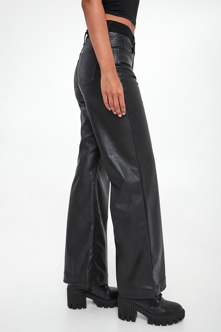 Spodnie damskie z ekoskóry  LIU JO