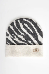 Czapka damska ze wzorem LIU JO