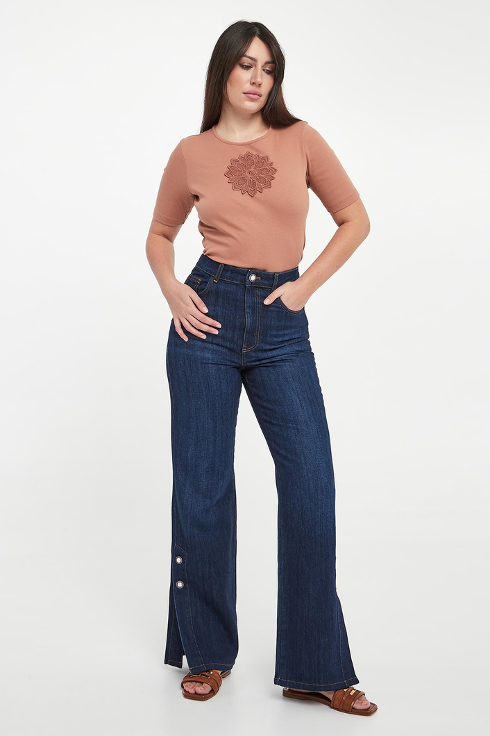 T-shirt damski z haftem TWINSET