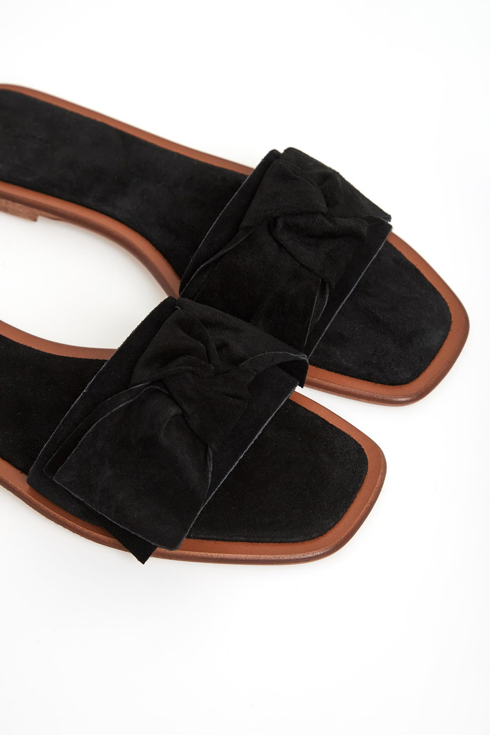 Klapki damskie Cesare MARELLA