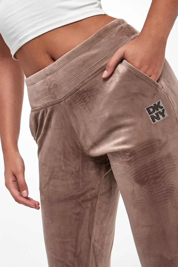 Spodnie dresowe damskie welurowe DKNY