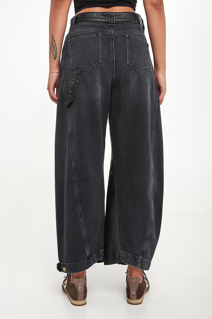Jeansy damskie Sicuro Zip PINKO