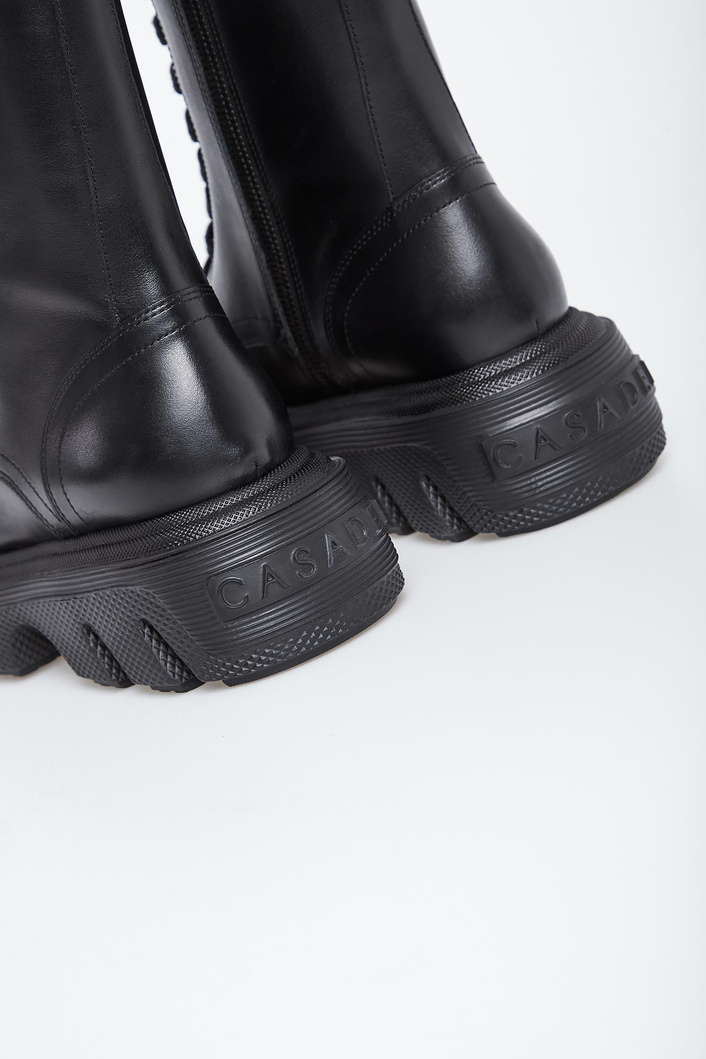 Trapery damskie skórzane CASADEI