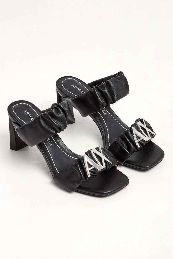 Klapki na obcasie ARMANI EXCHANGE