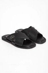 Klapki męskie skórzane CESARE CASADEI