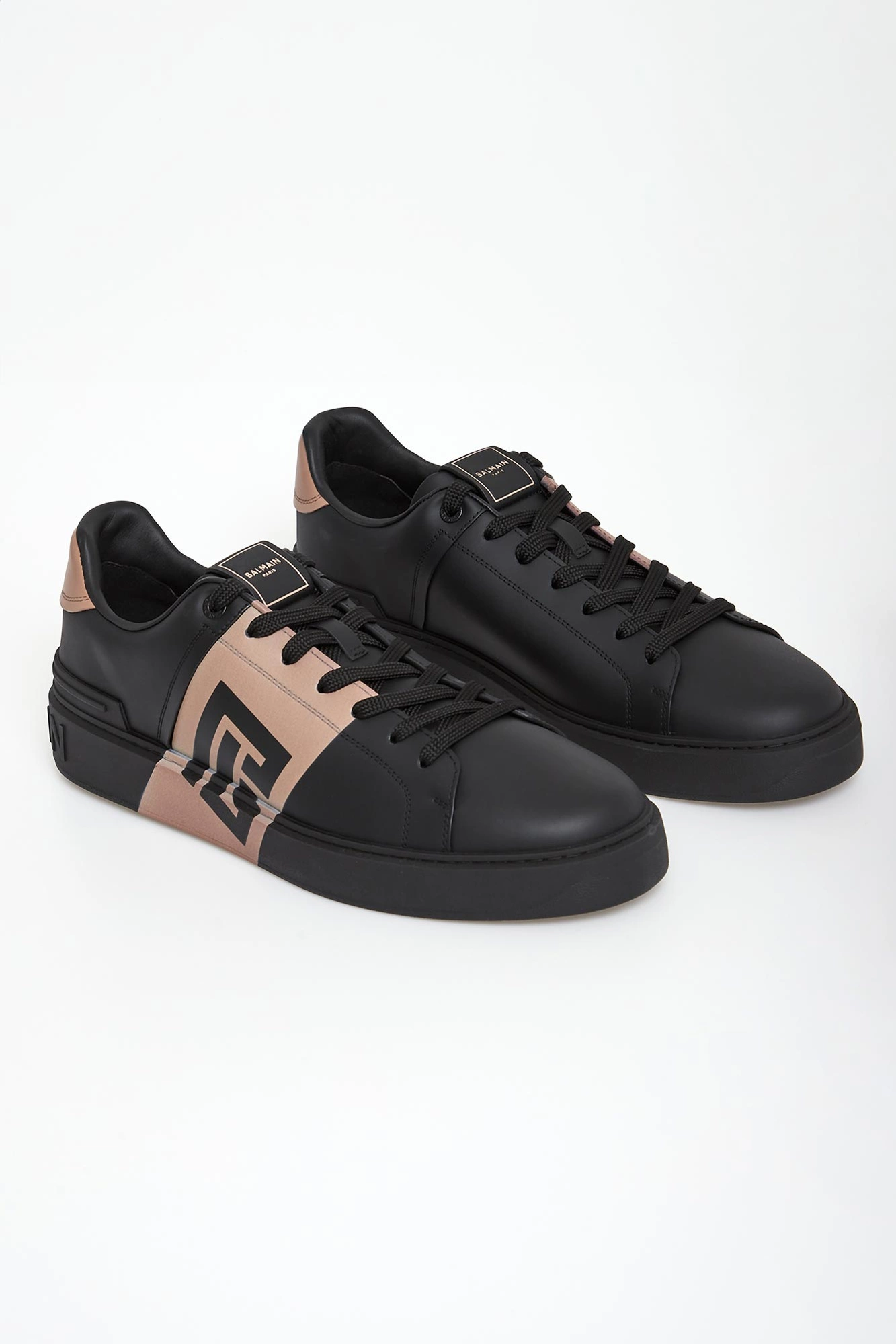 Sneakersy męskie B-Court BALMAIN Czarny FM0VI288/ENP | Sklep
