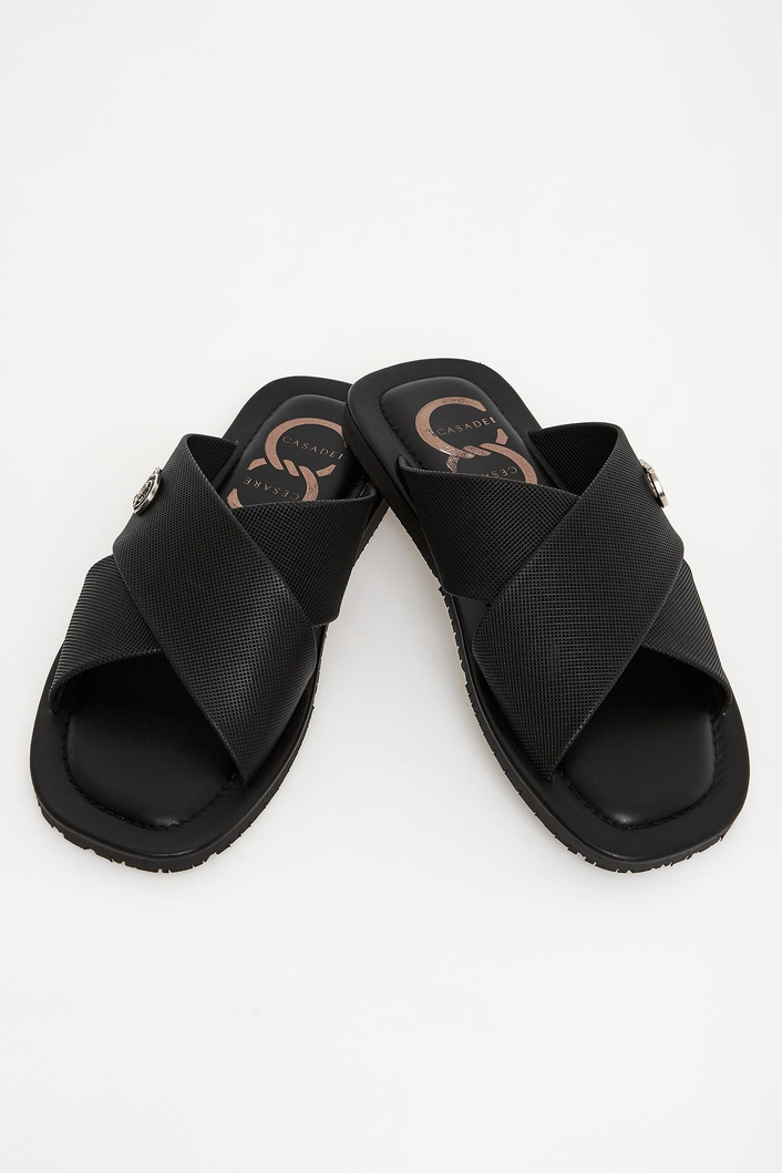 Klapki męskie skórzane CESARE CASADEI