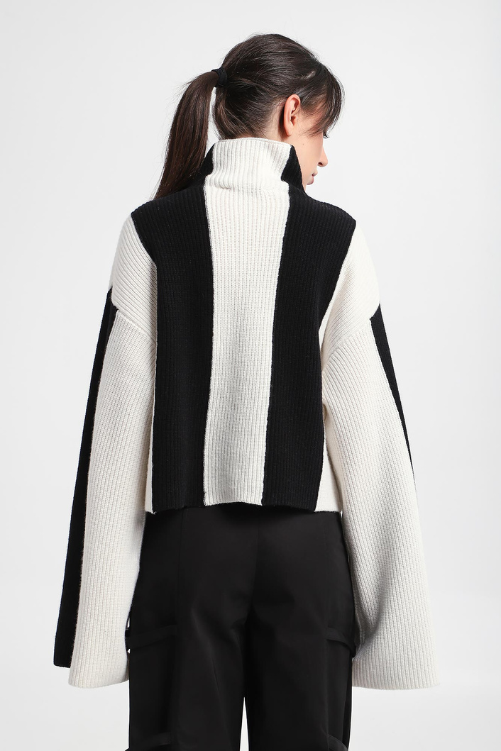 Sweter damski wełniany GESTUZ