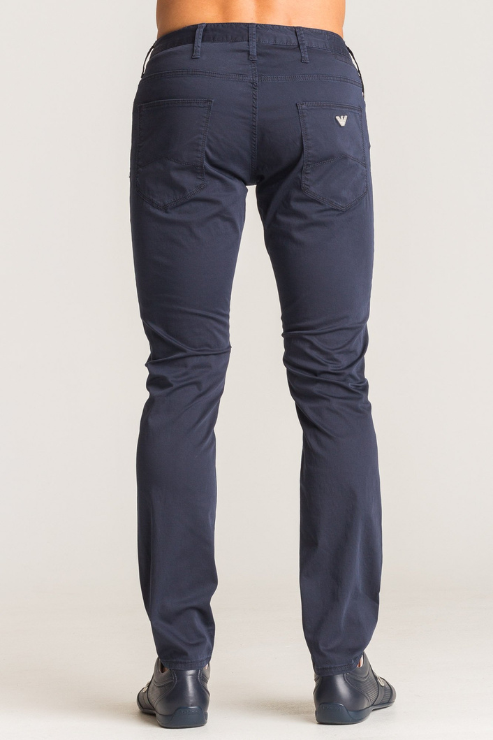 Granatowe spodnie Emporio Armani