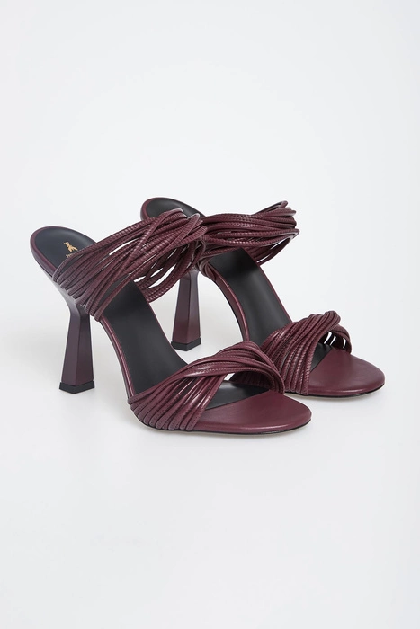 Sandały damskie na obcasie skórzane PATRIZIA PEPE