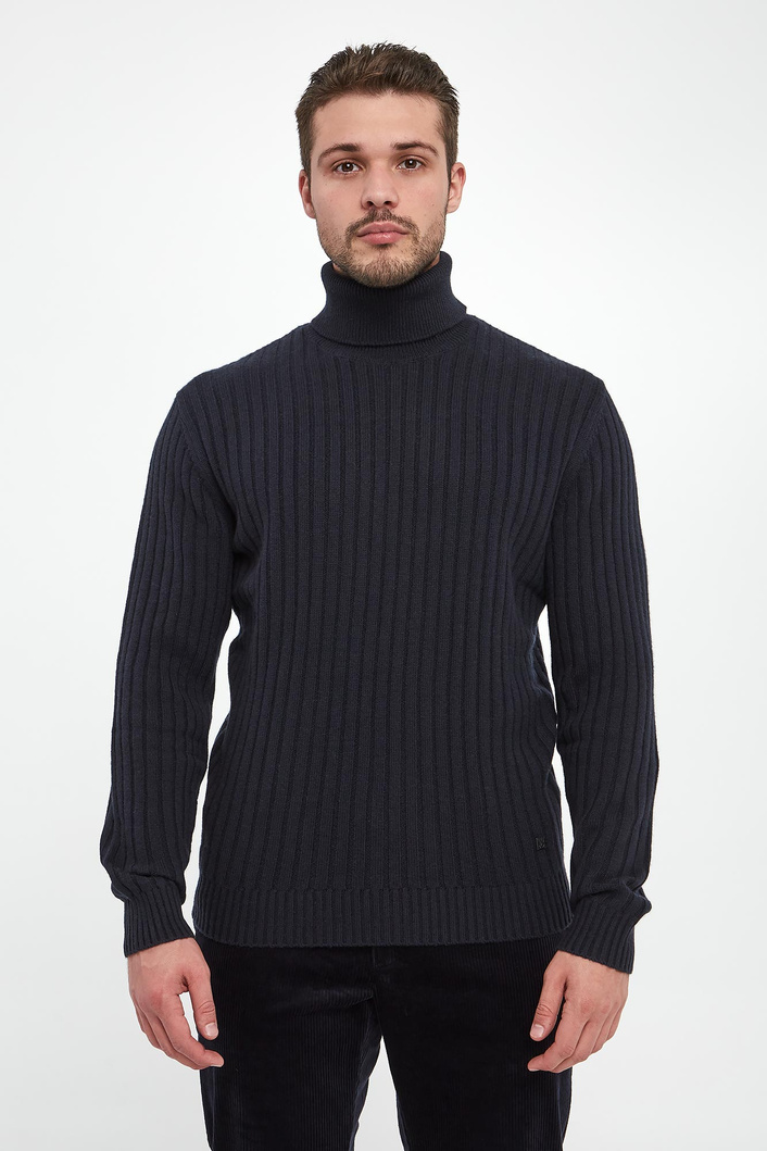 Sweter męski wełniany z golfem LIU JO