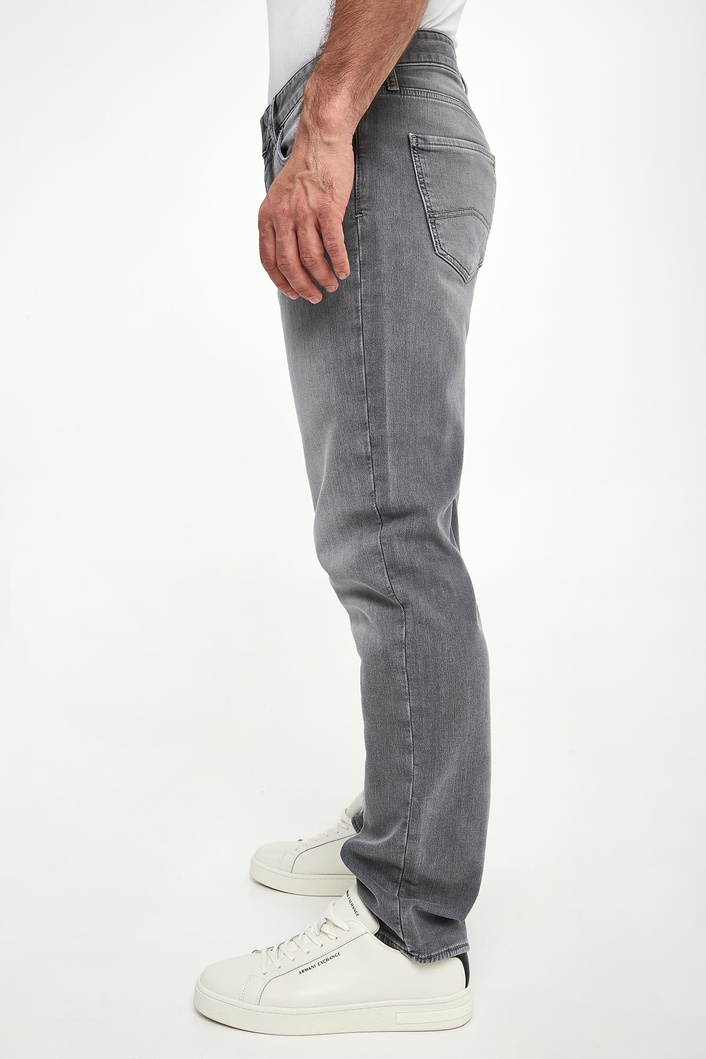 Jeansy męskie ARMANI EXCHANGE