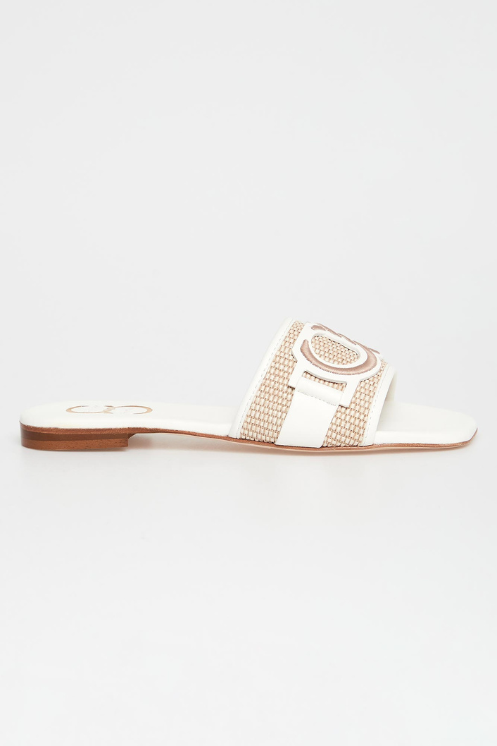 Klapki damskie skórzane CESARE CASADEI