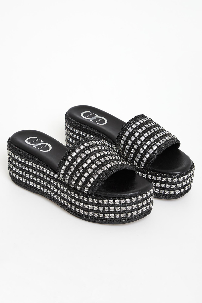 Klapki damskie skórzane na koturnach CESARE CASADEI