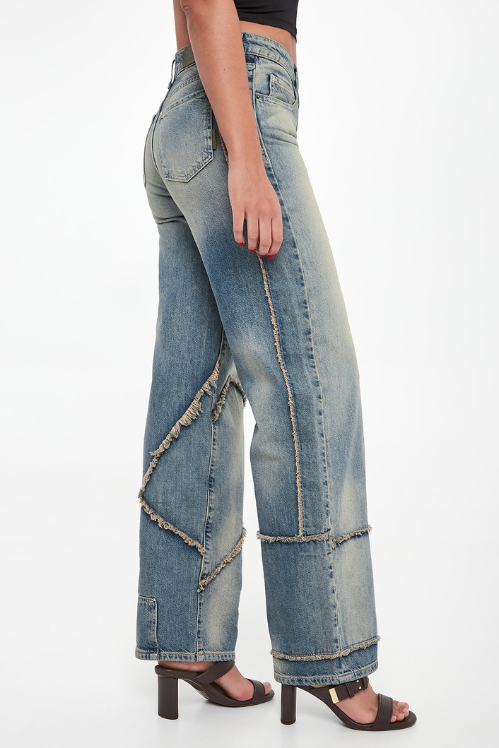 Jeansy damskie ARMANI EXCHANGE