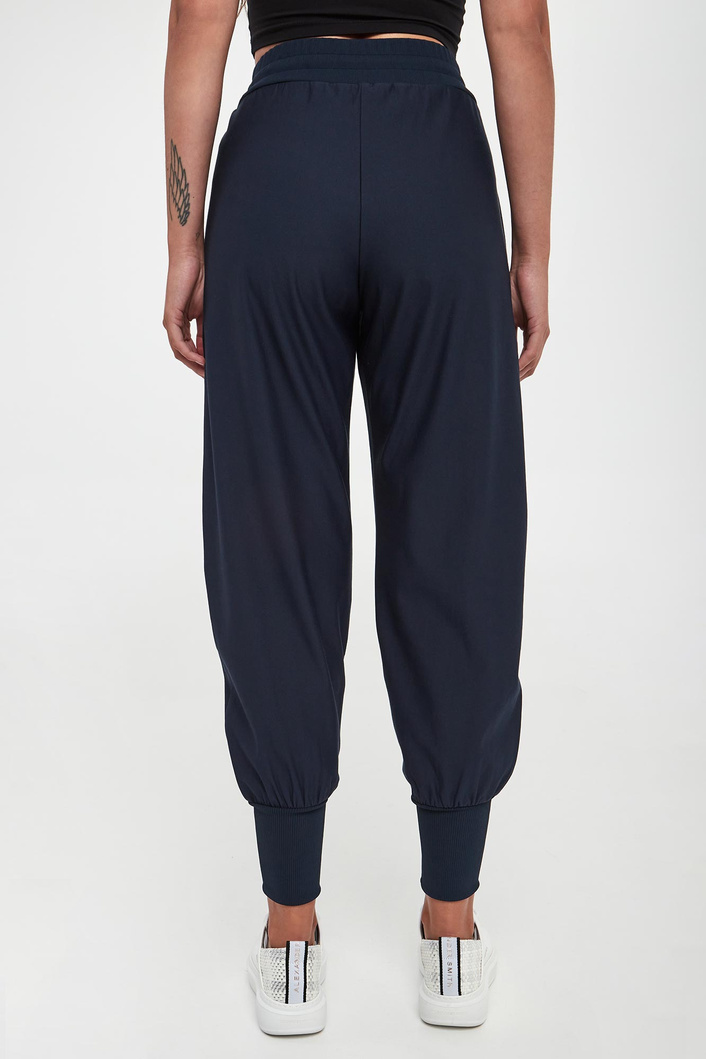Spodnie dresowe damskie Aderire MM