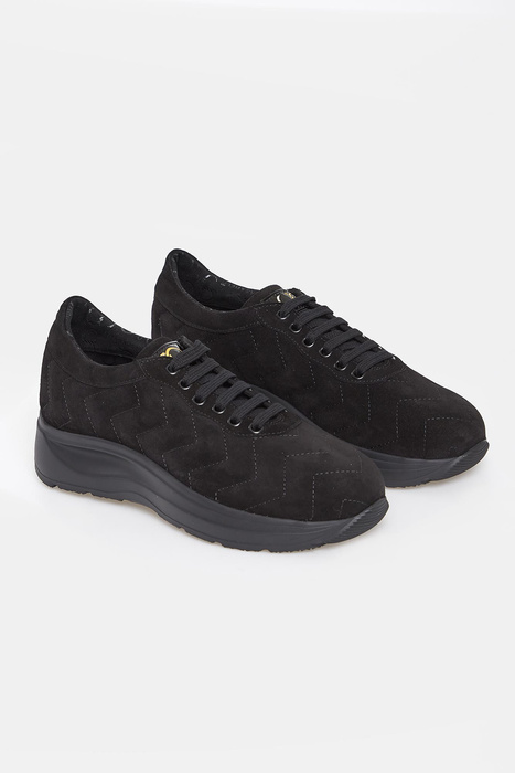 Sneakersy damskie zamszowe CESARE CASADEI