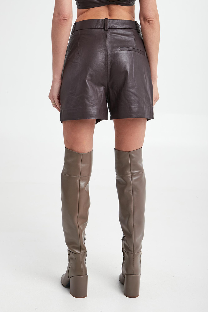 Spodenki damskie skórzane GESTUZ