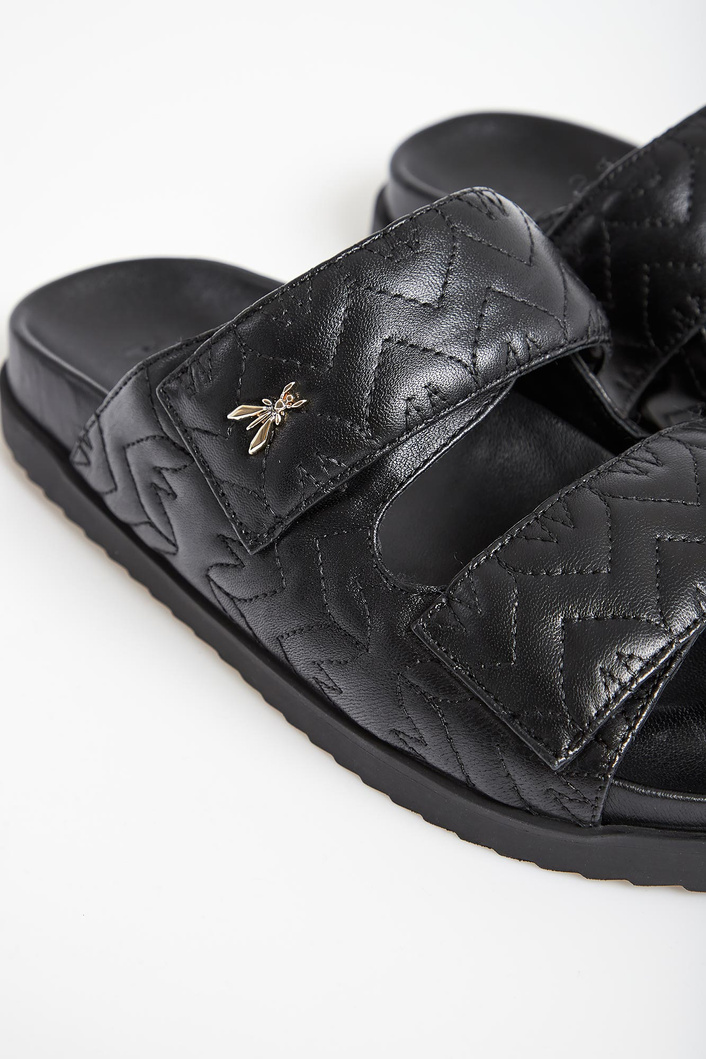 Klapki damskie skórzane PATRIZIA PEPE