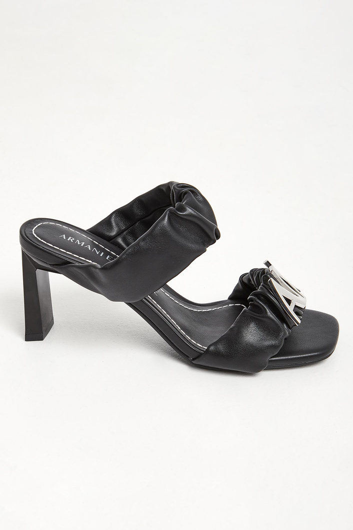 Klapki na obcasie ARMANI EXCHANGE