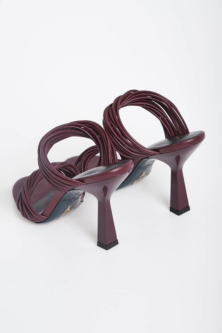 Sandały damskie na obcasie skórzane PATRIZIA PEPE