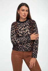 Sweter damski w panterkę DKNY