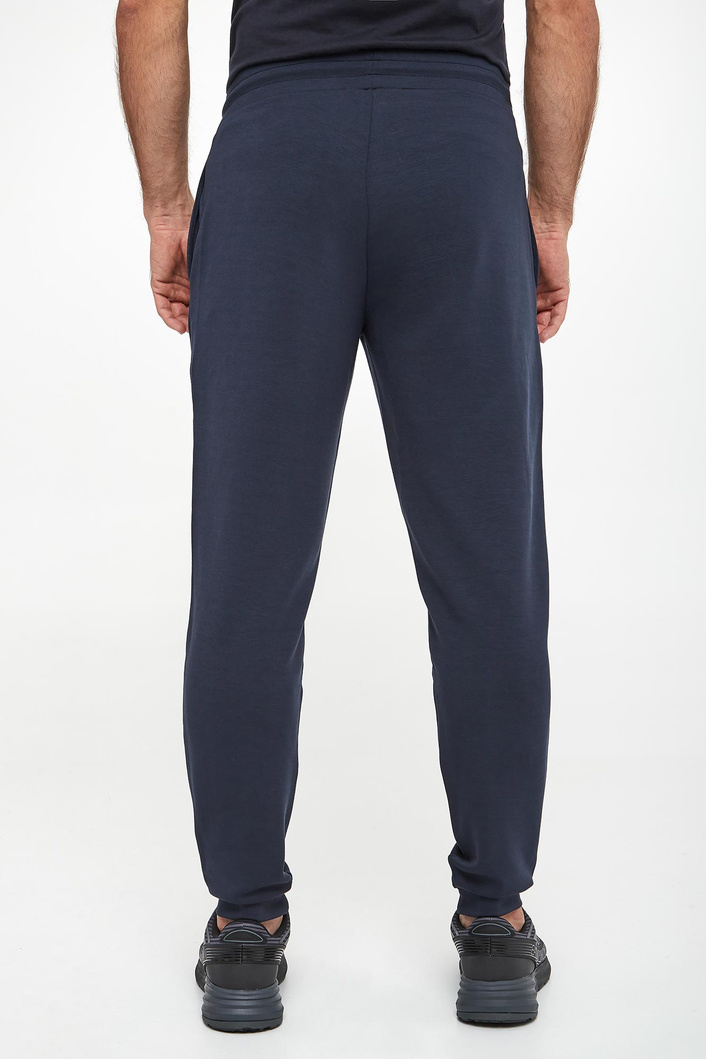 Spodnie dresowe męskie EA7 EMPORIO ARMANI