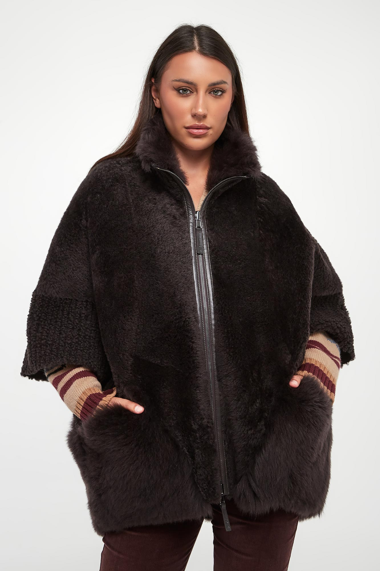 Kamizelka damska dwustronna futrzana DIEGO M Czekoladowy Relaxed