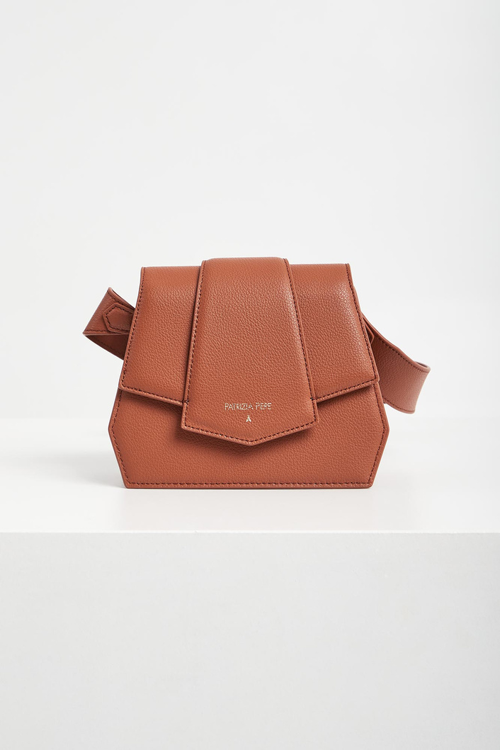 Torebka skórzana listonoszka PATRIZIA PEPE