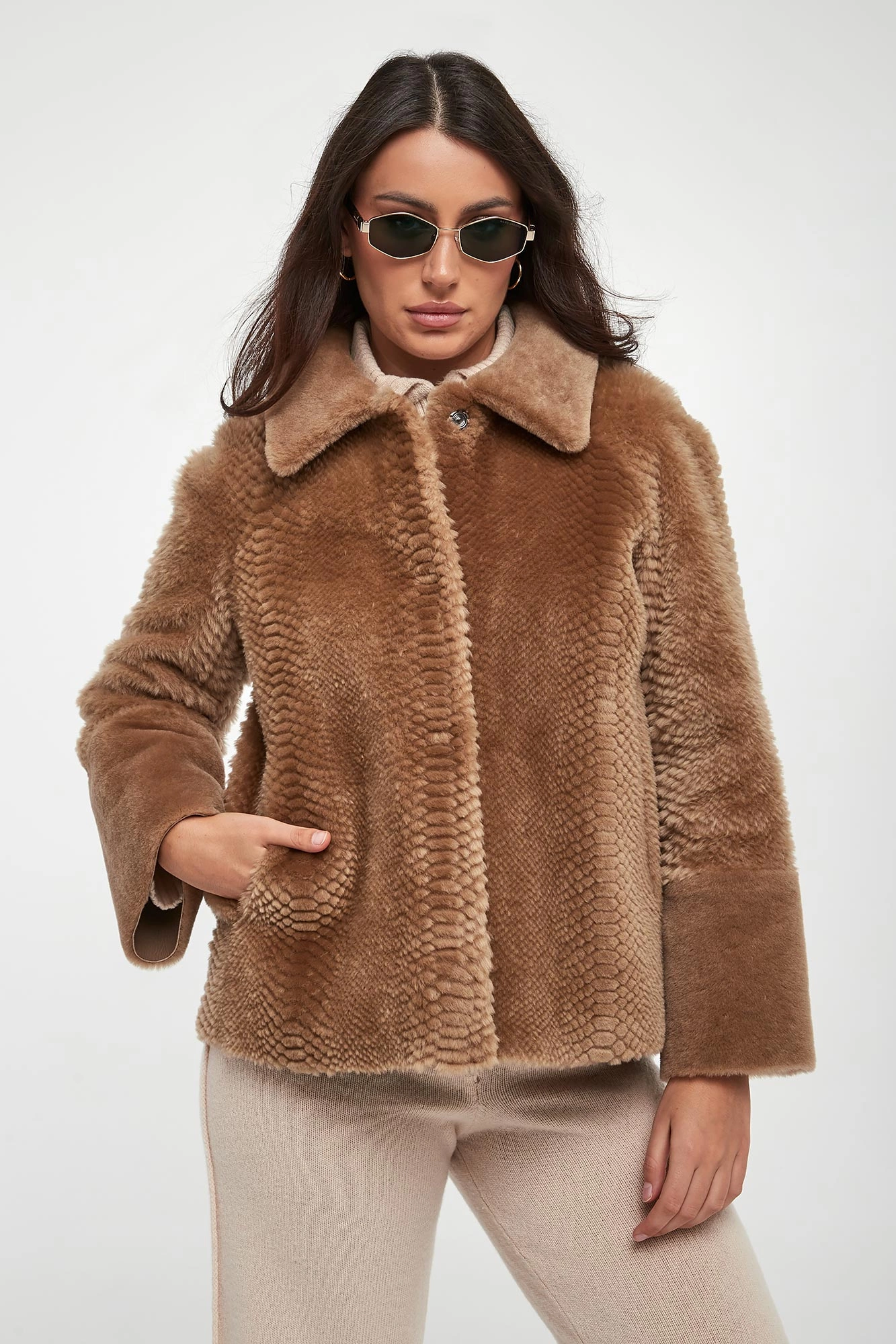 【papier】Cross Cami / Beige PS810 beige satin structure 29,8x59,8 (OP502-004-1), gdzie