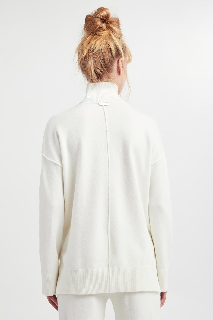 Sweter damski z golfem TWINSET U&B
