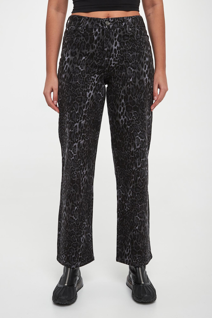 Jeansy damskie w panterkę DKNY JEANS