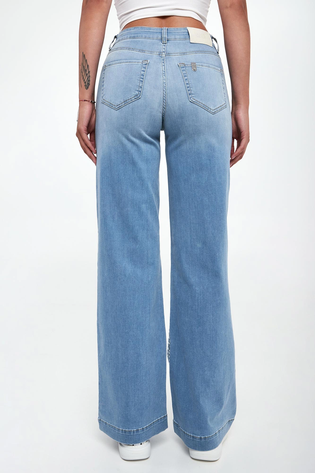 Jeansy damskie z kryształkami LIU JO Błękitny Straight