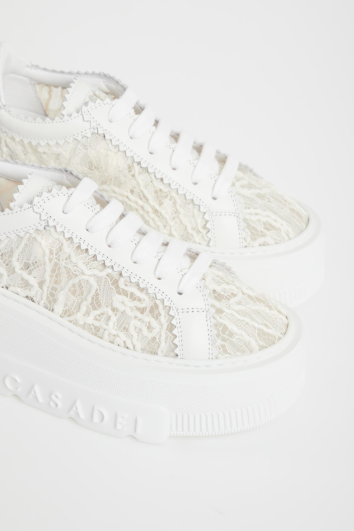 Sneakersy damskie z koronką CASADEI