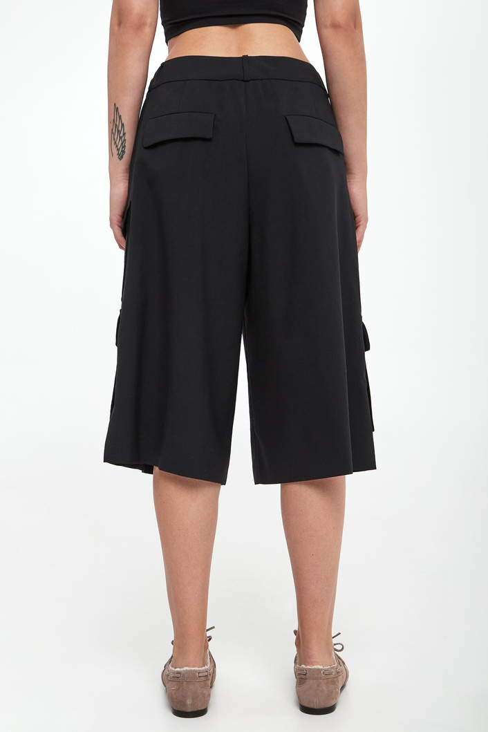 Bermudy damskie wełniane PESERICO